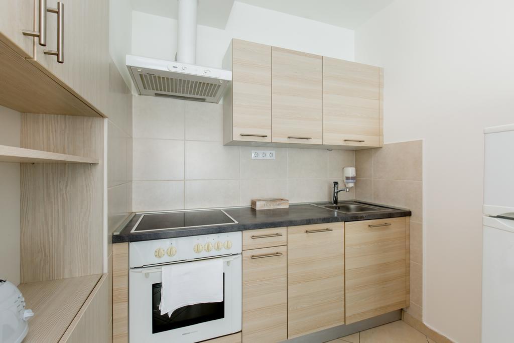 Sun Resort Apartments Budapest Exteriör bild